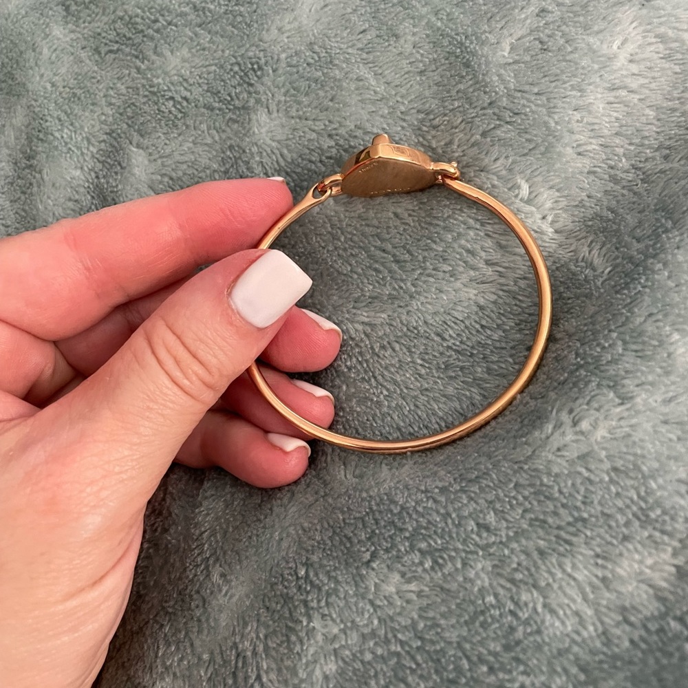 Beautiful Coach rose gold heart bracelet with turn lock. - Picture 2 of 4